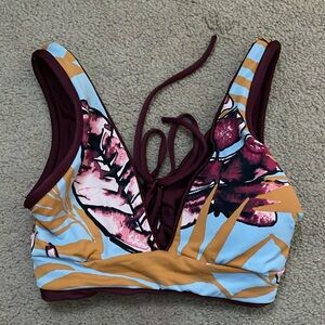 Maaji reversible top size small